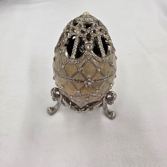 Biltmore Jewelry - Biltmore for your home cherub musical box